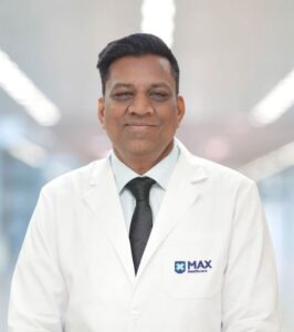 Dr Manish Kumar Aggarwal